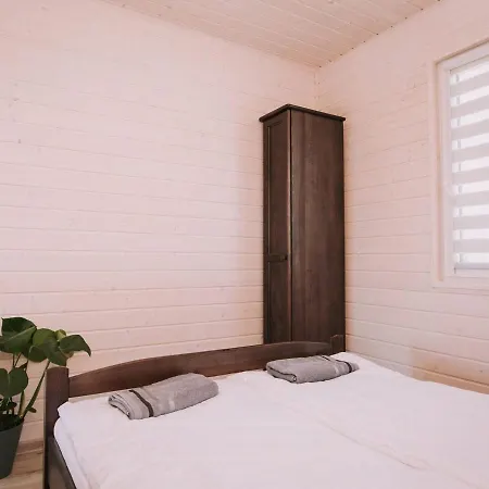 Nyaraló Comfortable, Single-story With Terraces *