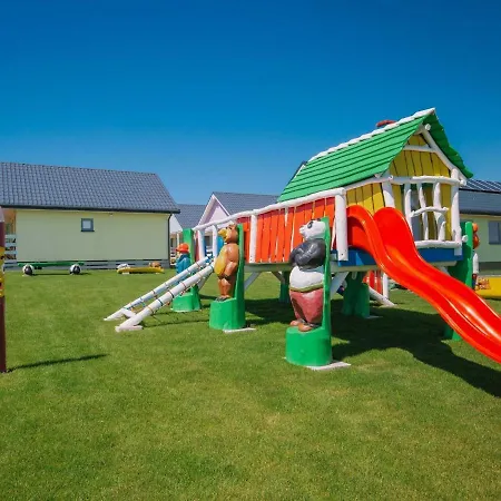 Comfortable, Single-story With Terraces Semesterbostad *