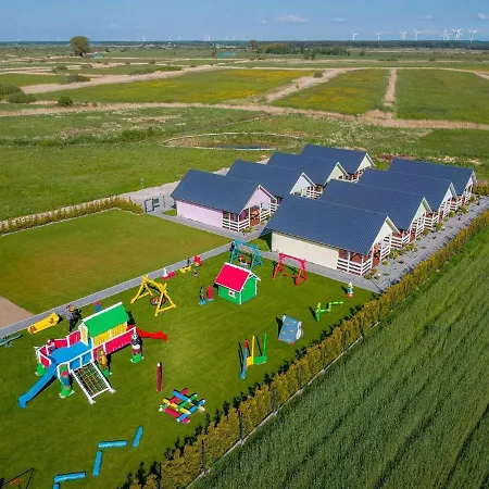 Comfortable, Single-story With Terraces Semesterbostad