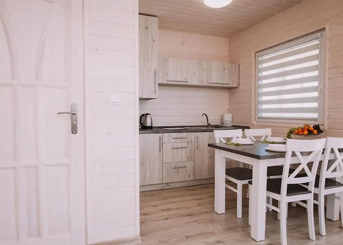 別荘 Comfortable, Single-story With Terraces ボボリン