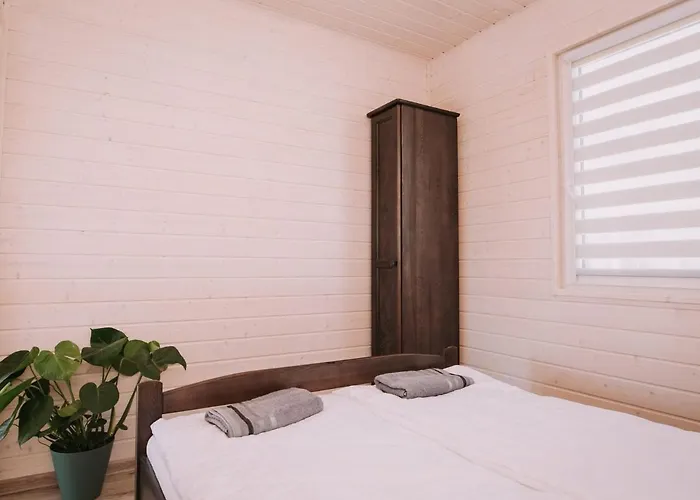 別荘 Comfortable, Single-story With Terraces *